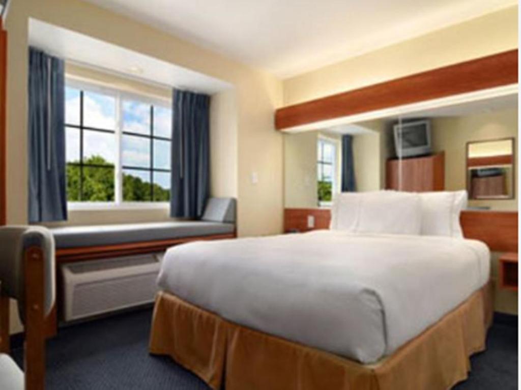 Microtel Inn & Suites Huntsville Rom bilde